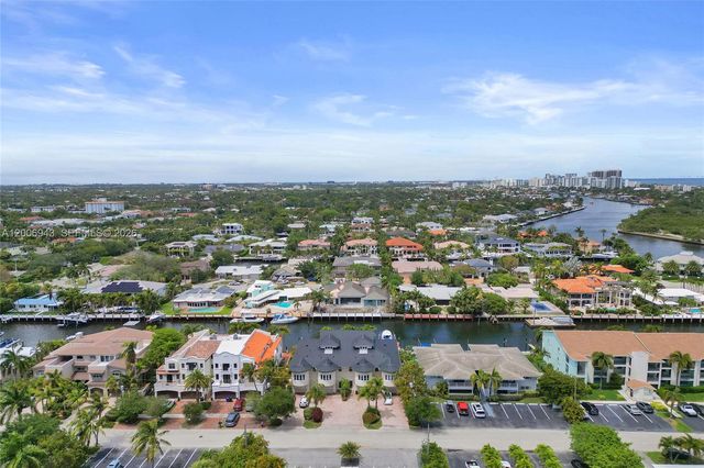 2739 NE 15th St, Fort Lauderdale, FL 33304