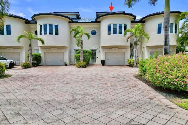 2739 NE 15th St, Fort Lauderdale, FL 33304