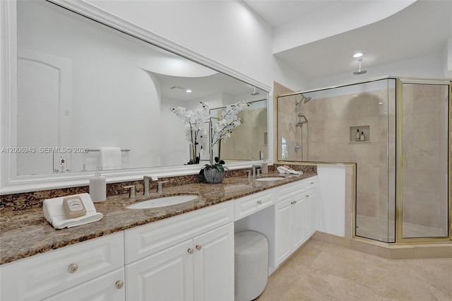 2739 NE 15th St, Fort Lauderdale, FL 33304