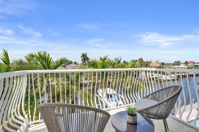 2739 NE 15th St, Fort Lauderdale, FL 33304