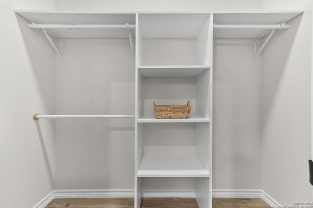 732 County Road 6846, Lytle, TX 78052