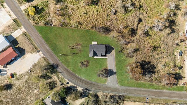 732 County Road 6846, Lytle, TX 78052