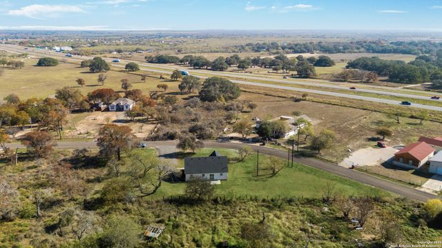 732 County Road 6846, Lytle, TX 78052