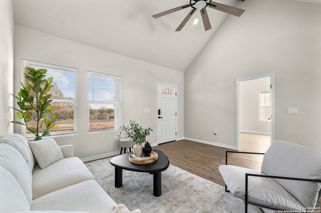 732 County Road 6846, Lytle, TX 78052