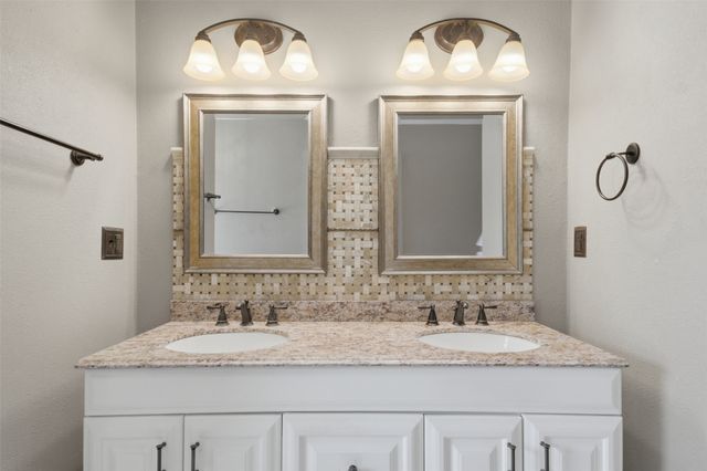 11671 S 267th East Avenue, Coweta, OK 74429