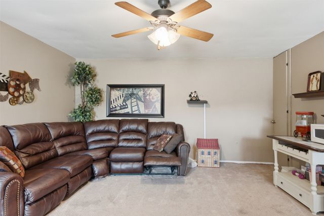 11671 S 267th East Avenue, Coweta, OK 74429