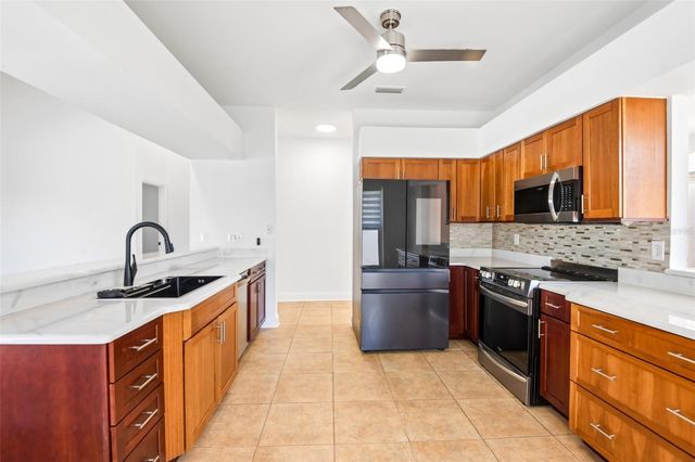 12002 W POND WAY, Tampa, FL 33635