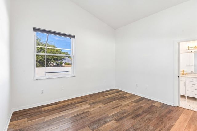 12002 W POND WAY, Tampa, FL 33635