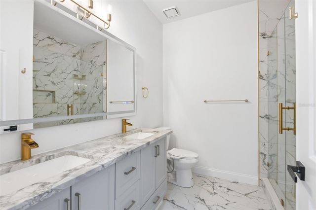 12002 W POND WAY, Tampa, FL 33635