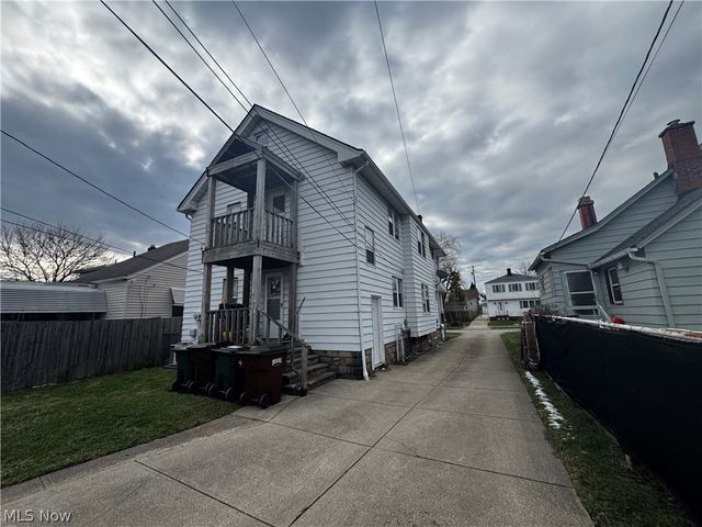 6814-6816 Bradley Avenue, Parma, OH 44129