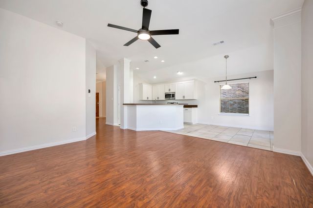 13913 Gallant Fox Court, Fort Worth, TX 76262