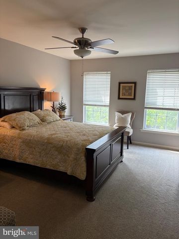 232 DEEPDALE DR, Kennett Square, PA 19348