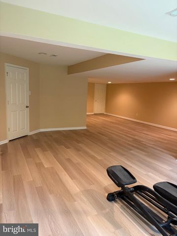 232 DEEPDALE DR, Kennett Square, PA 19348