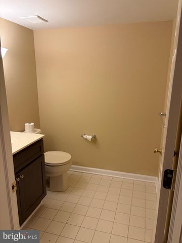 232 DEEPDALE DR, Kennett Square, PA 19348
