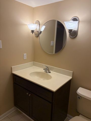 232 DEEPDALE DR, Kennett Square, PA 19348