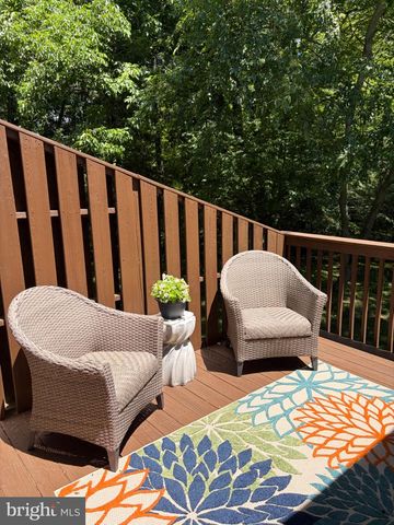 232 DEEPDALE DR, Kennett Square, PA 19348