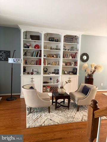 232 DEEPDALE DR, Kennett Square, PA 19348