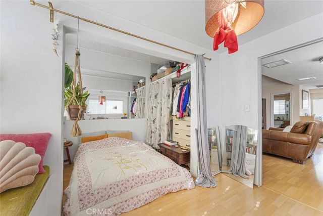 901 Westchester Place, Los Angeles, CA 90019