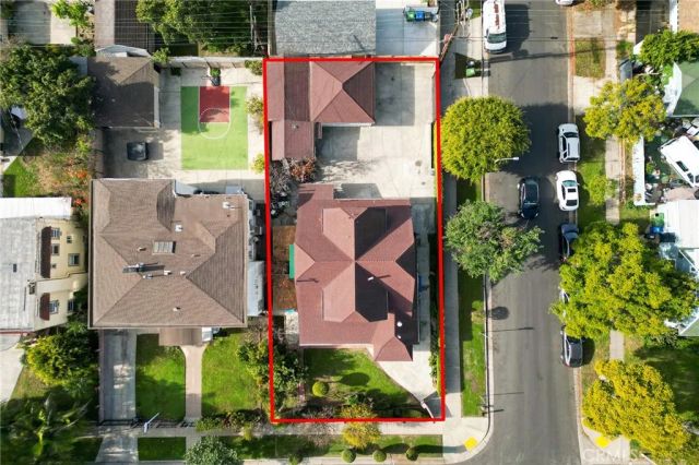 901 Westchester Place, Los Angeles, CA 90019