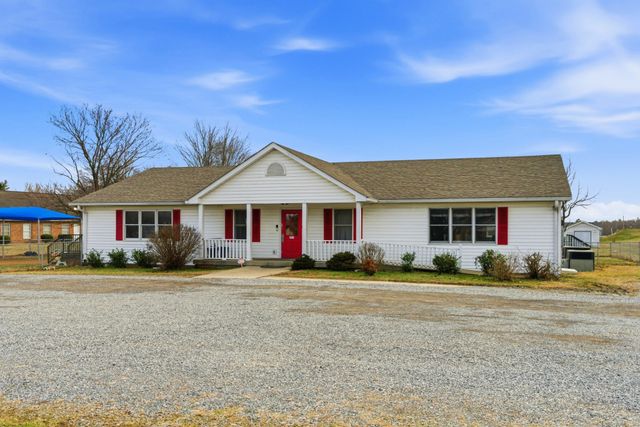 609 Hwy 52E, Portland, TN 37148