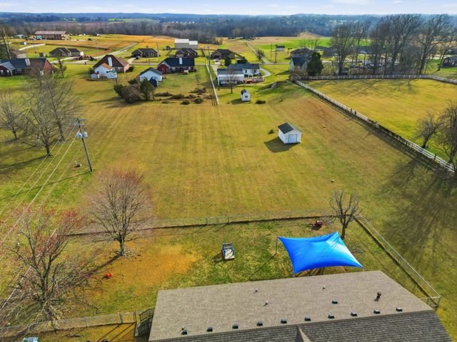 609 Hwy 52E, Portland, TN 37148