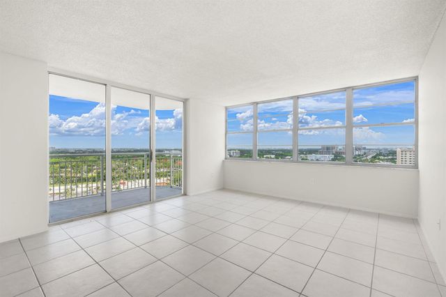 18011 Biscayne Boulevard 1704-1, Aventura, FL 33160