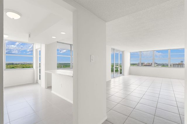 18011 Biscayne Boulevard 1704-1, Aventura, FL 33160