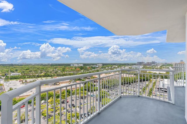 18011 Biscayne Boulevard 1704-1, Aventura, FL 33160