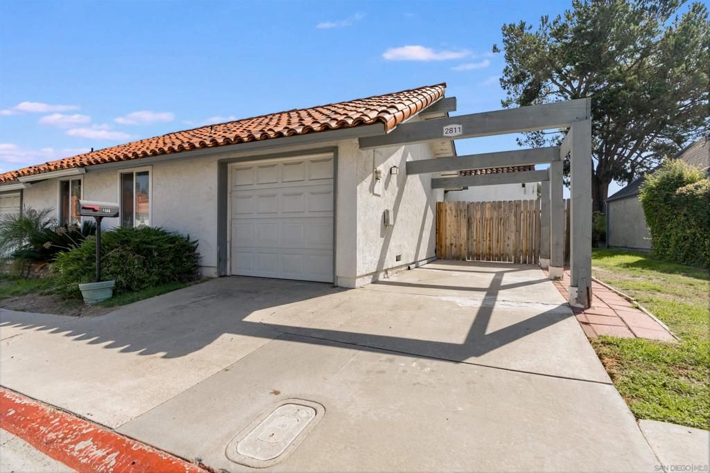 2811 Glen Canyon Circle, Spring Valley, CA 91977