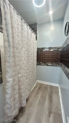 797 Alhambra Road, Cleveland, OH 44110