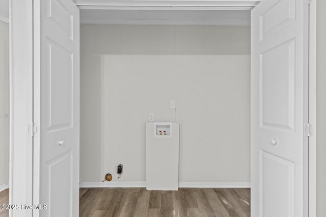 81 Crown Point Road, Hubert, NC 28539