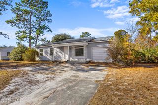 81 Crown Point Road, Hubert, NC 28539