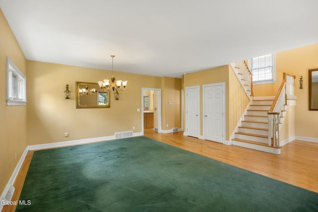 11 Thoroughbred Drive, Saratoga Springs, NY 12866