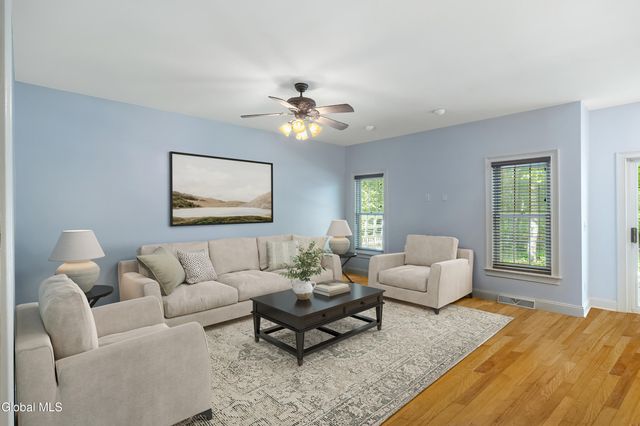 11 Thoroughbred Drive, Saratoga Springs, NY 12866