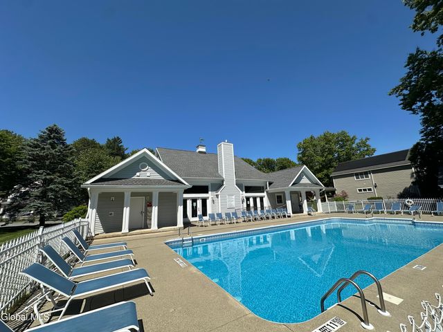 11 Thoroughbred Drive, Saratoga Springs, NY 12866