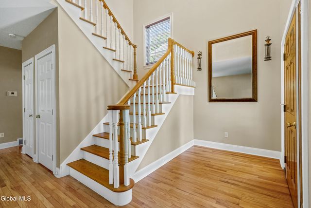 11 Thoroughbred Drive, Saratoga Springs, NY 12866