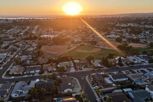 5565 Mount Aconia Way, San Diego, CA 92111