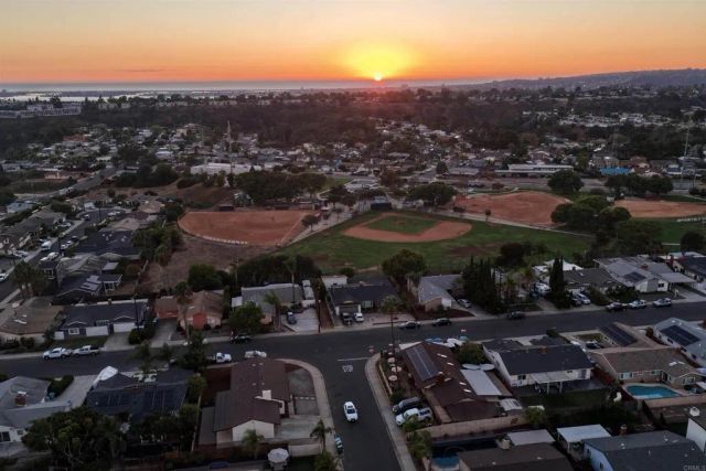 5565 Mount Aconia Way, San Diego, CA 92111