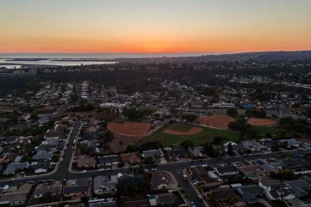 5565 Mount Aconia Way, San Diego, CA 92111