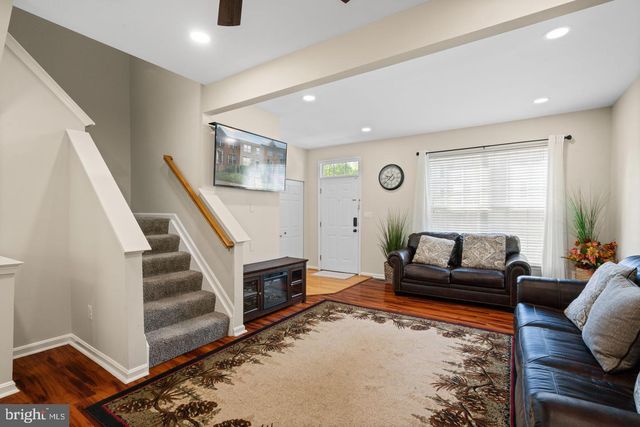 45551 LAKE HAVEN TER, Sterling, VA 20165
