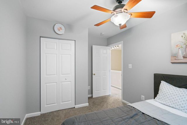 45551 LAKE HAVEN TER, Sterling, VA 20165