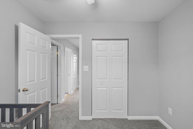 45551 LAKE HAVEN TER, Sterling, VA 20165