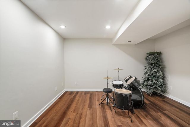 45551 LAKE HAVEN TER, Sterling, VA 20165