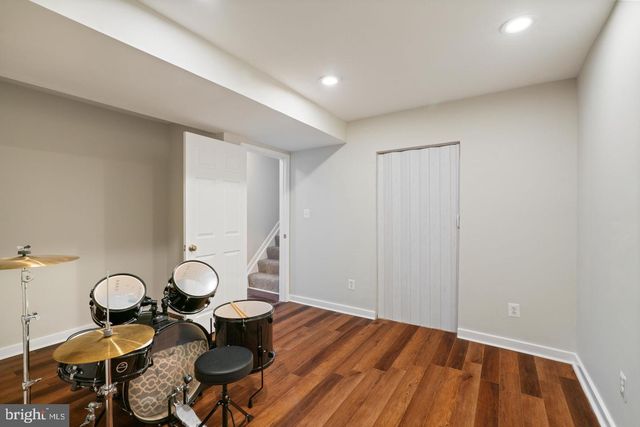 45551 LAKE HAVEN TER, Sterling, VA 20165