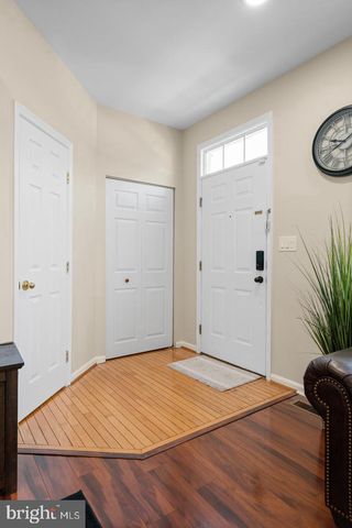 45551 LAKE HAVEN TER, Sterling, VA 20165