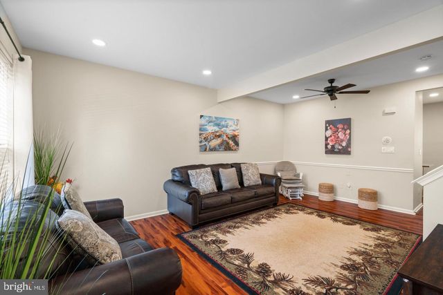 45551 LAKE HAVEN TER, Sterling, VA 20165