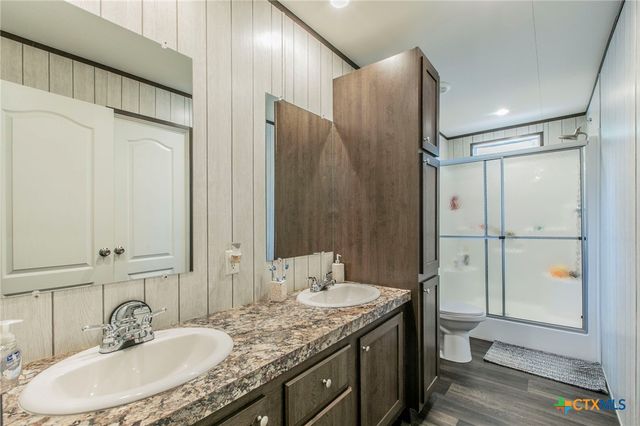 329 W Brook Street, Bartlett, TX 76511