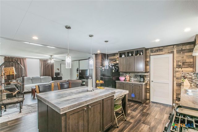 329 W Brook Street, Bartlett, TX 76511