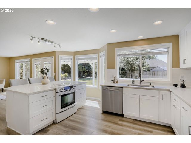3970 Nw 175TH Pl, Portland, OR 97229