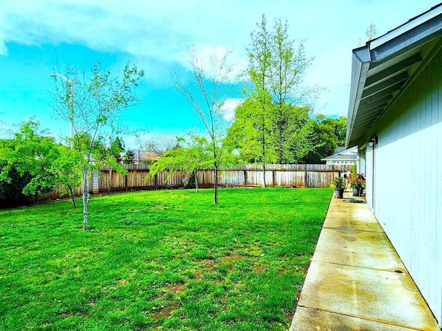 4608 Dandelion Drive, Redding, CA 96002